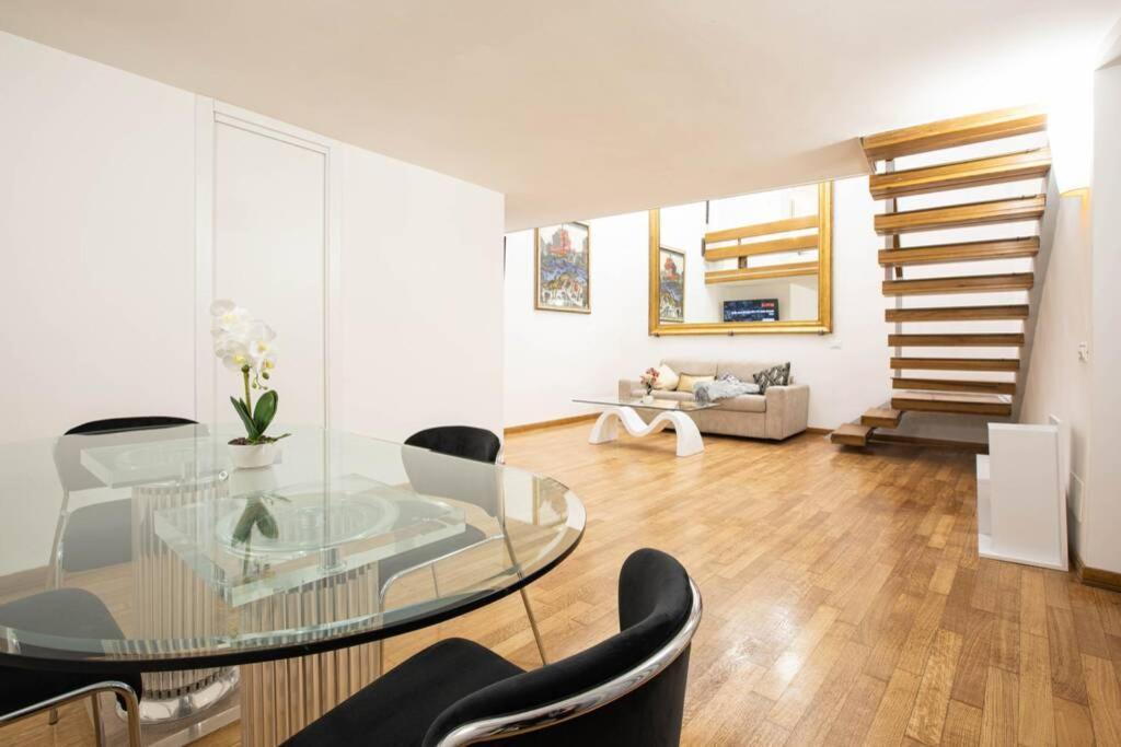 Unforgettable Split Level Jacuzzi Suite Navona - Top Collection Rome Bagian luar foto