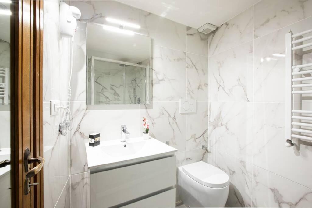Unforgettable Split Level Jacuzzi Suite Navona - Top Collection Rome Bagian luar foto