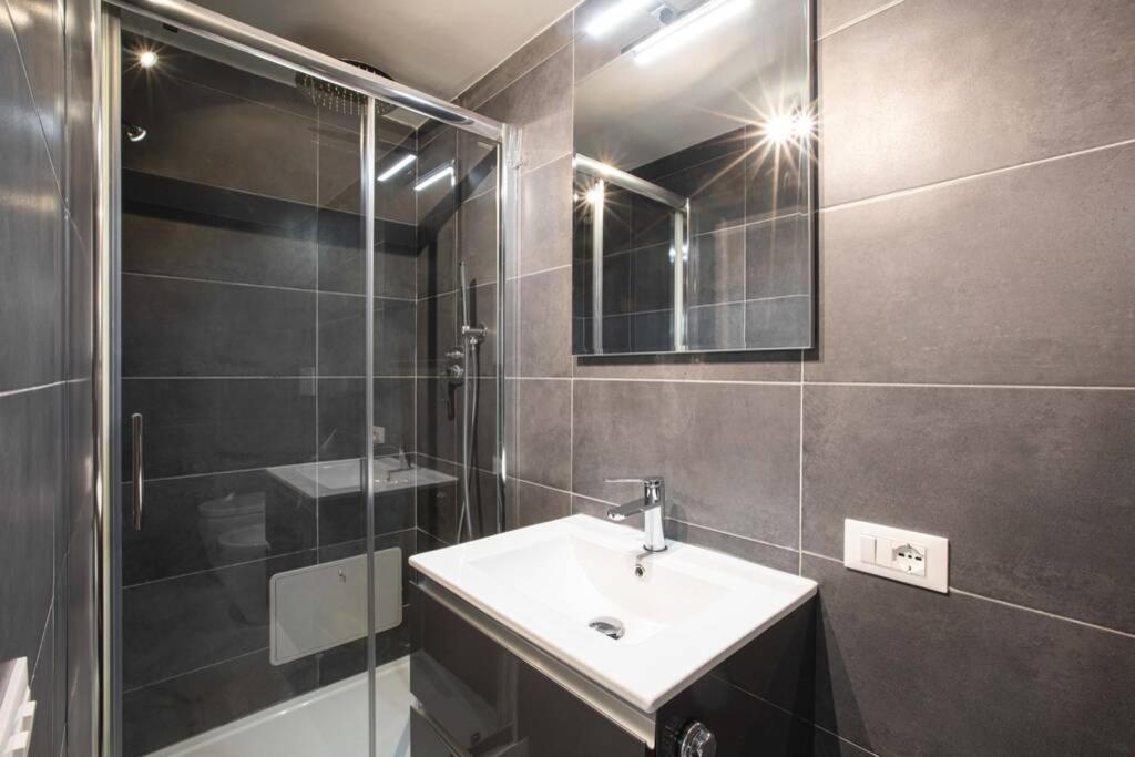 Unforgettable Split Level Jacuzzi Suite Navona - Top Collection Rome Bagian luar foto